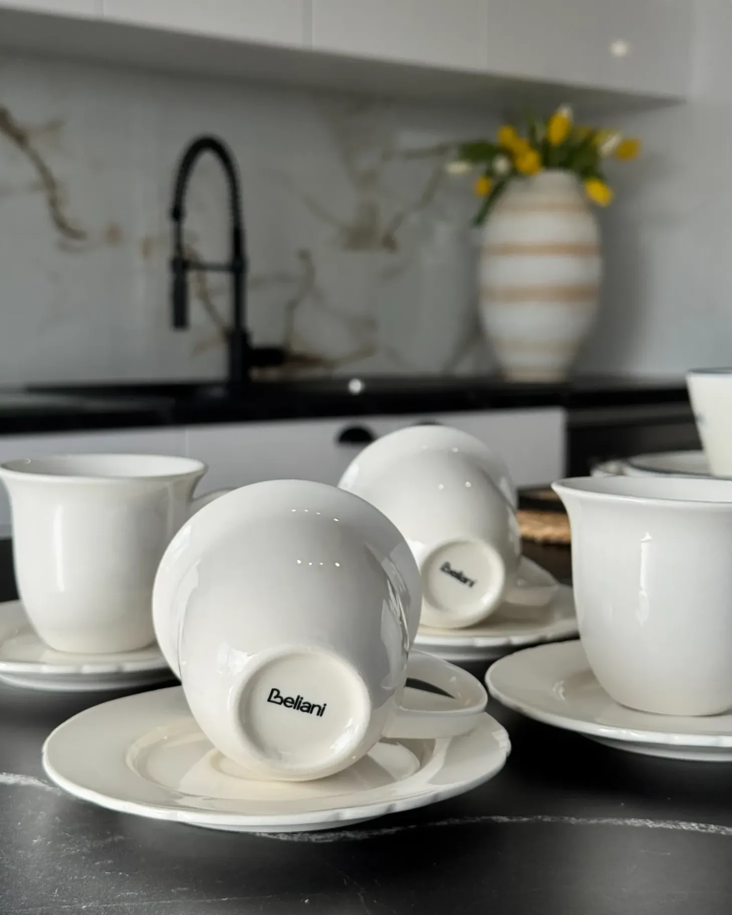 8 x kop med underkop ELDERBERRY Porcelæn Hvid