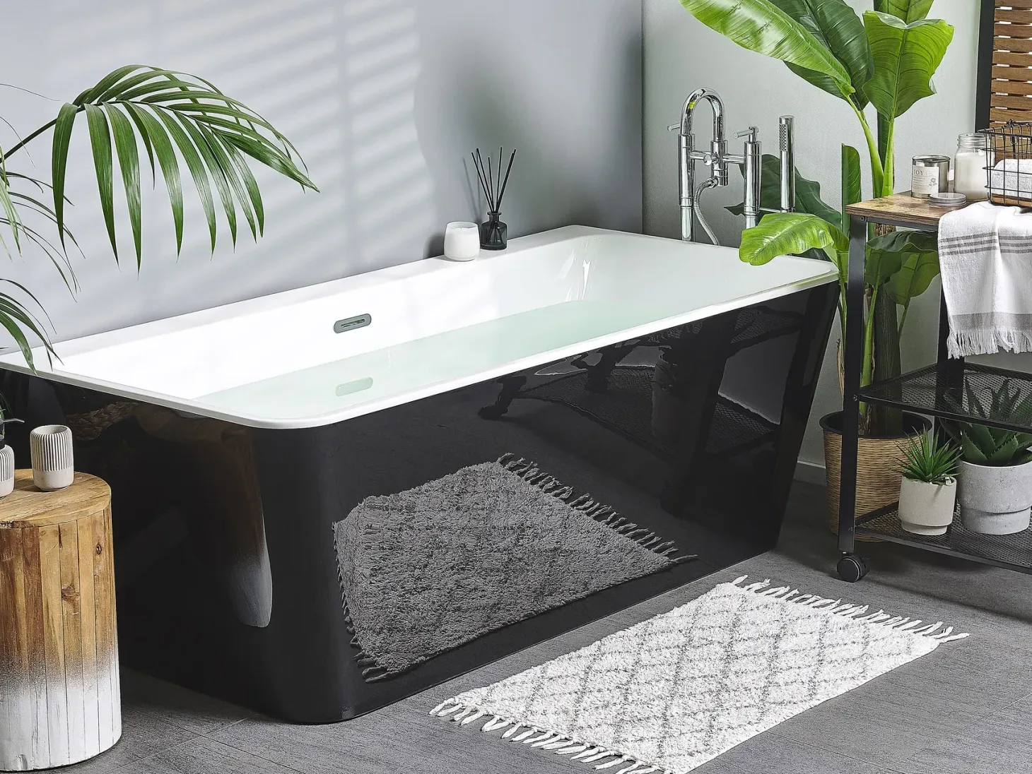 Badekar HASSEL 170 x 80 cm Sort