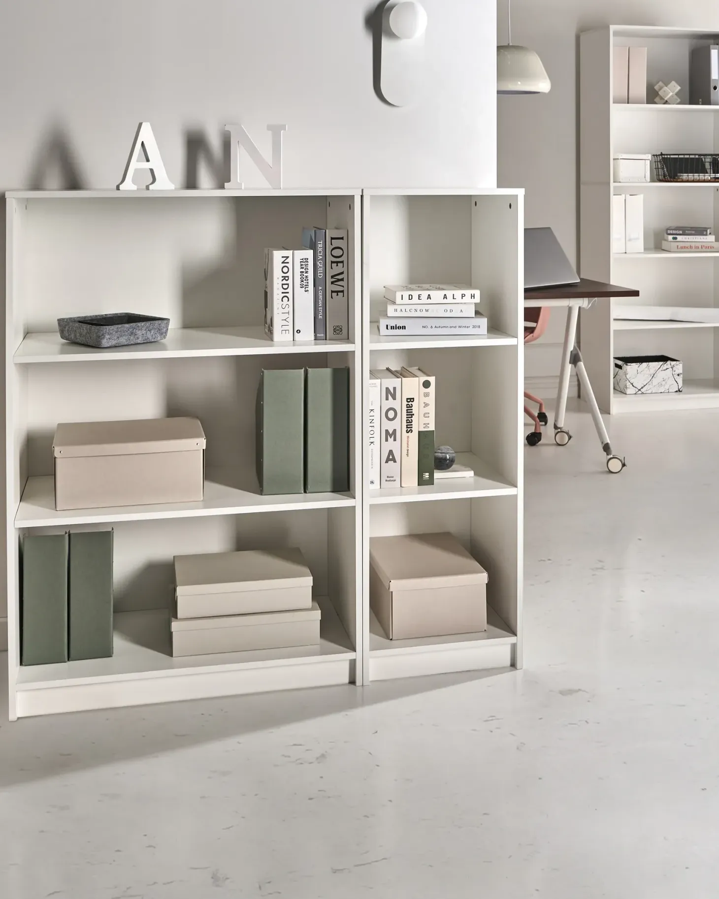 Bogreol med 5 hylder ZEHNA 197 cm Hvid