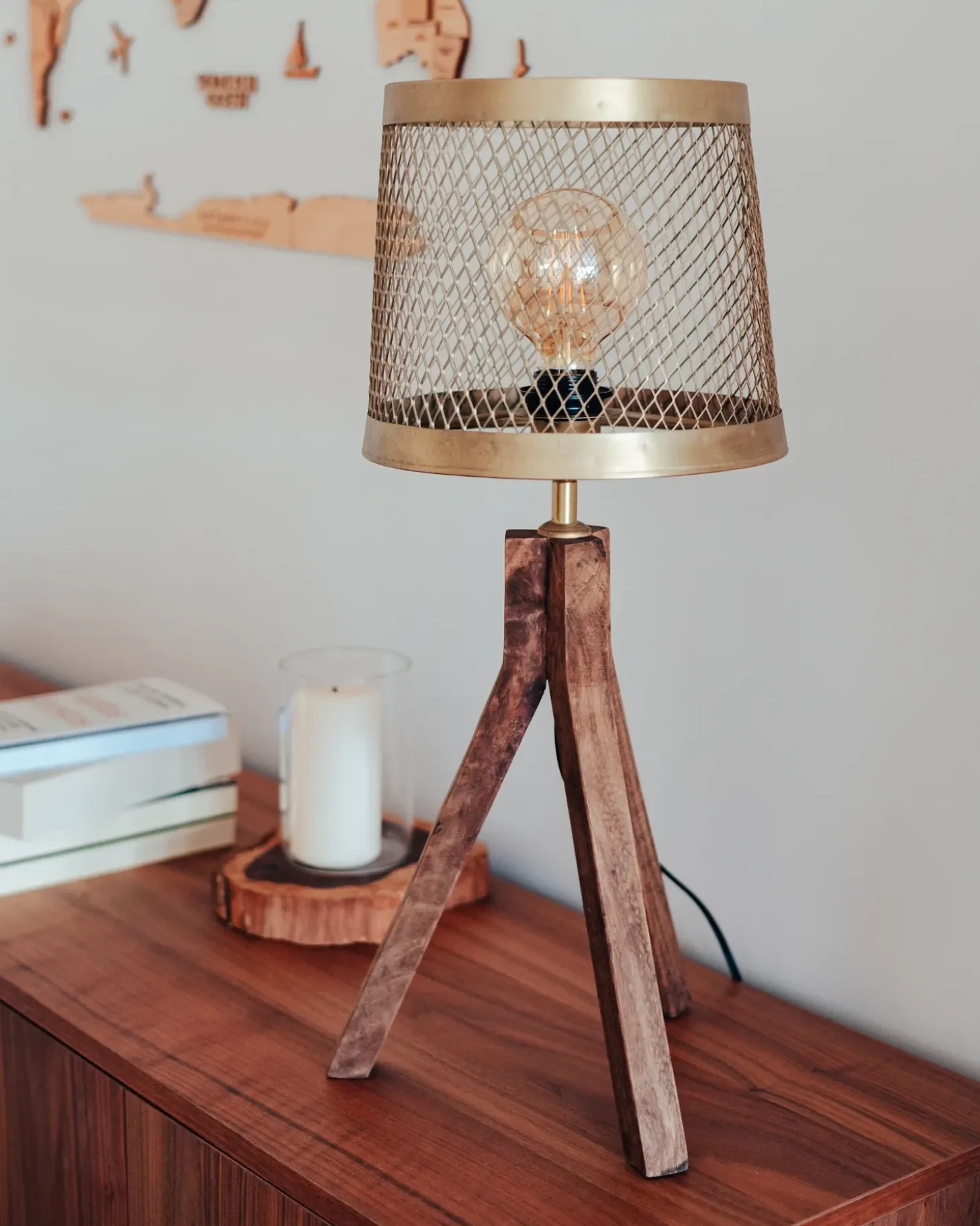 Bordlampe BEKI Mangotræ Brun