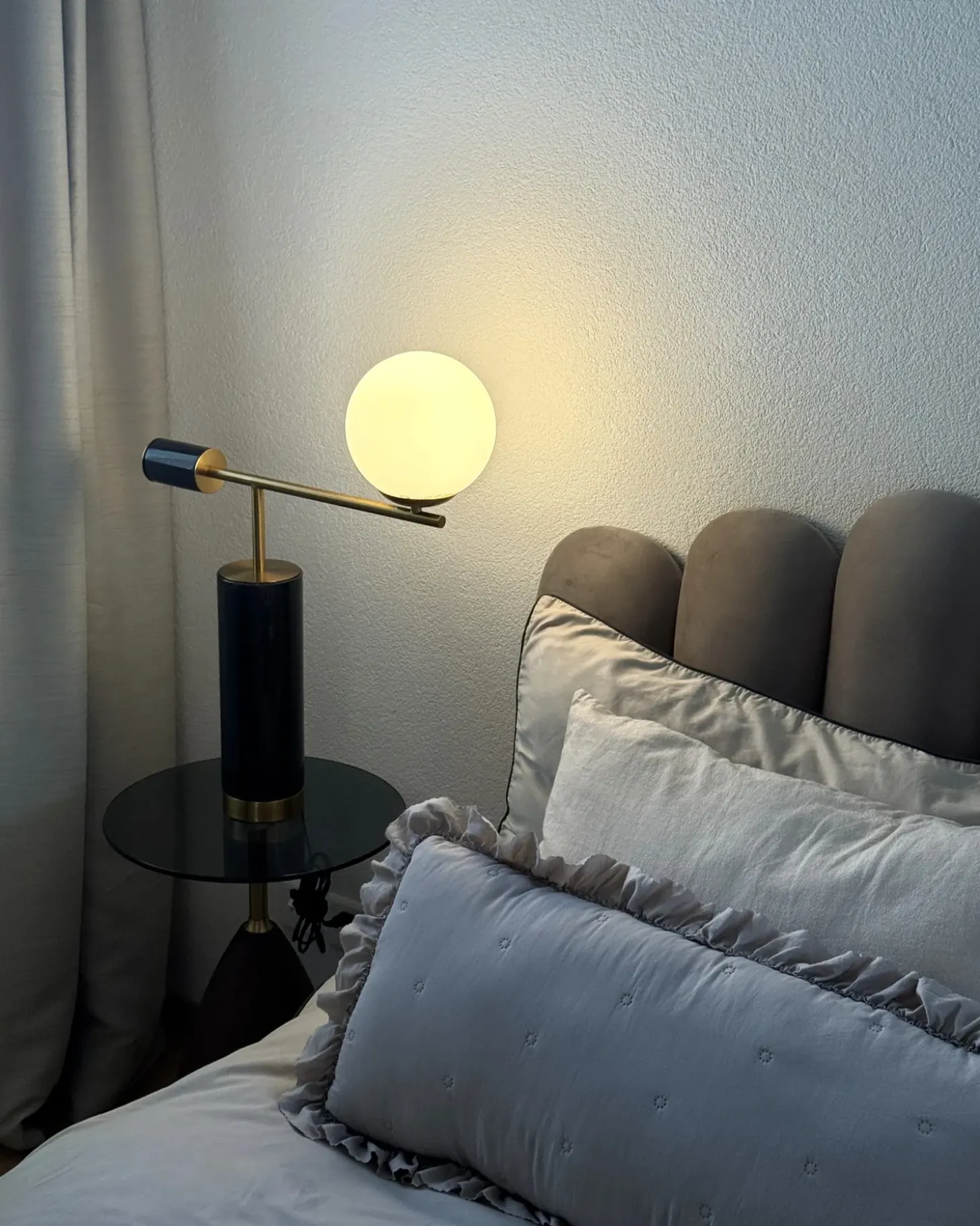 Bordlampe HONDO Sten Sort