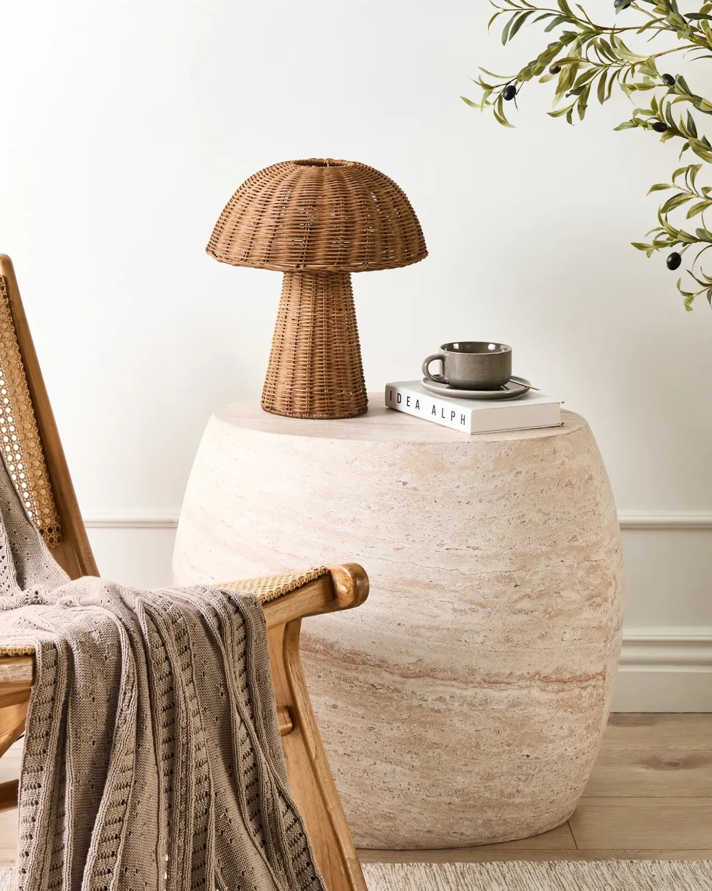 Bordlampe Svamp ALERO Rattan Naturlig