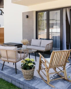 CORINTH II 4 personers Loungesæt med bord Naturlig PE-rattan