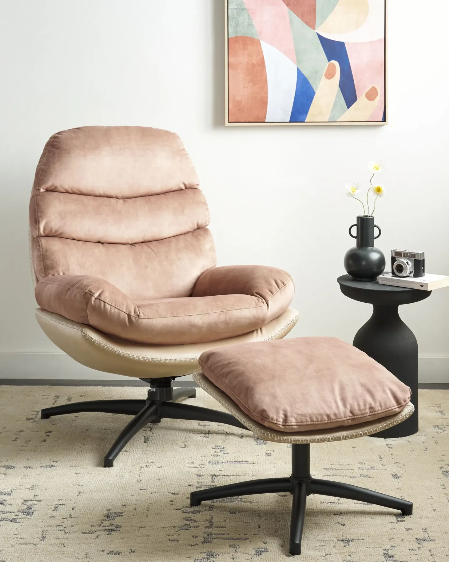 Dreje stol EIDE med fodskammel Velour Sand Beige