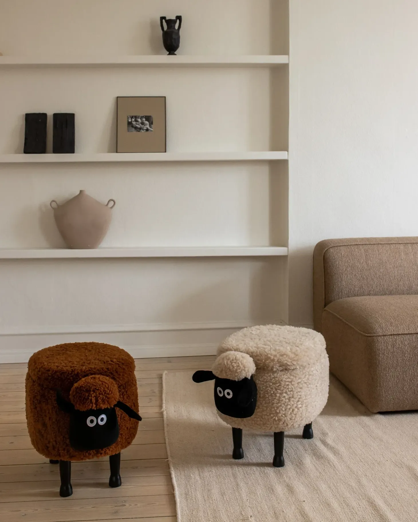 Dyrepuf med opbevaring SHEEP Lys Beige Får