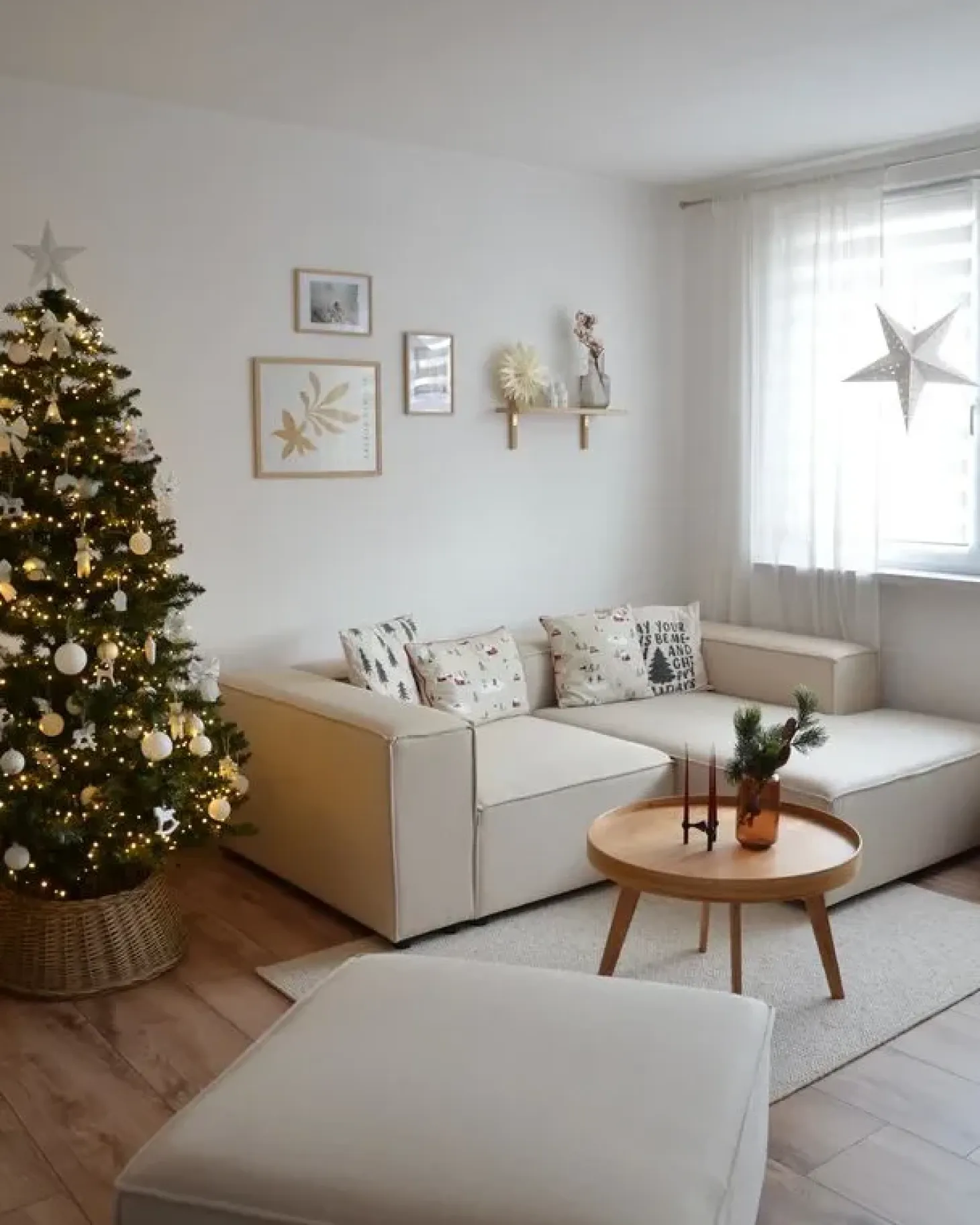 Fodskammel APRICA Kunstlinned Beige