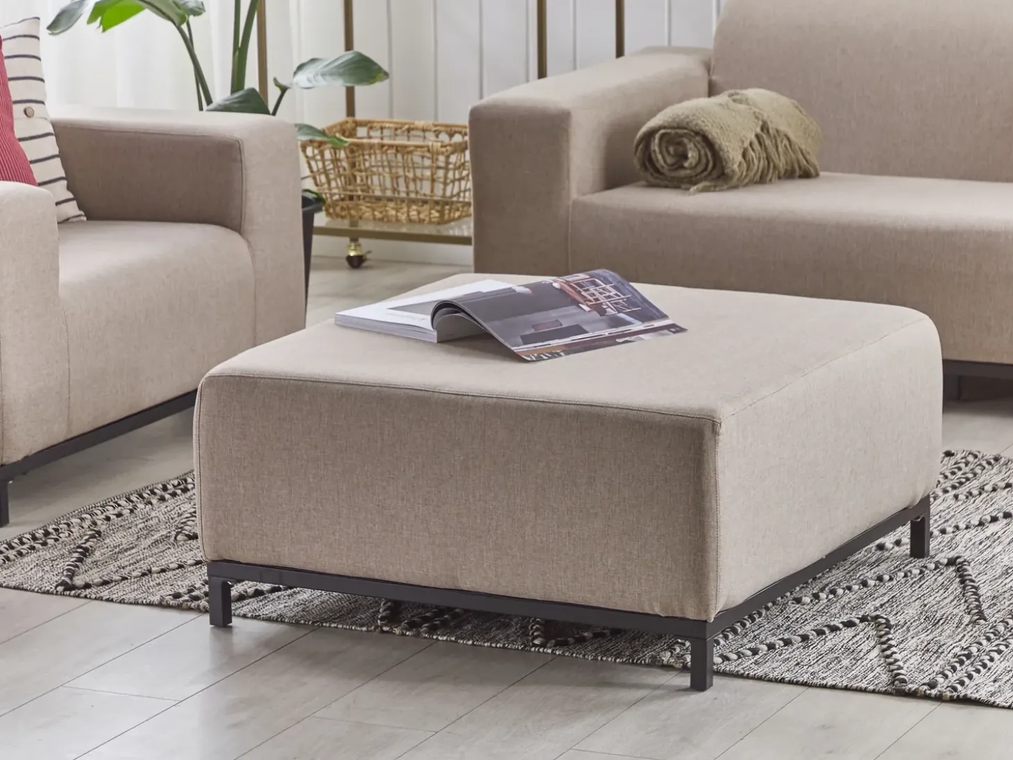 Fodskammel ROVIGO Beige