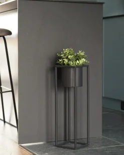 Forhøjet plantekrukke IDRA 15 cm Sort Metal