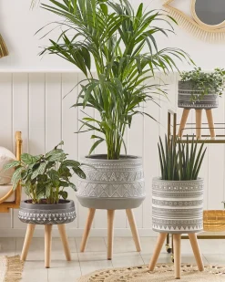 Forhøjet plantekrukke MALAKI 44 cm Lysegrå