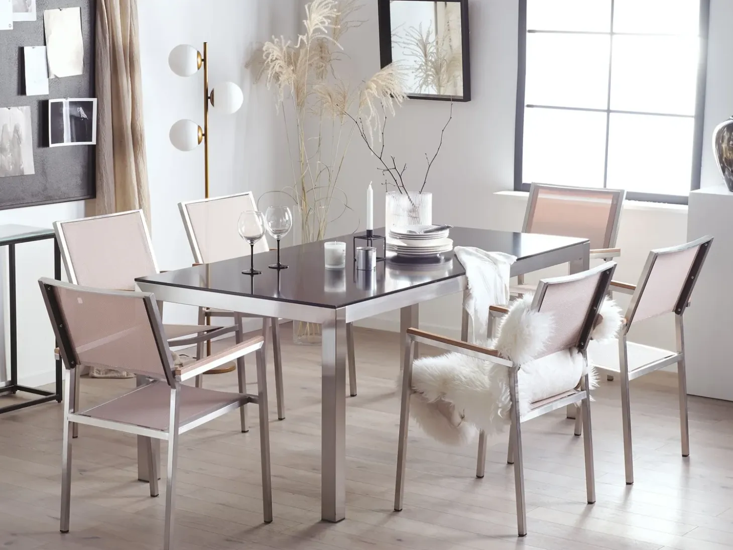 GROSSETO 6 personers Havemøbelsæt Sort/beige Hærdet glas
