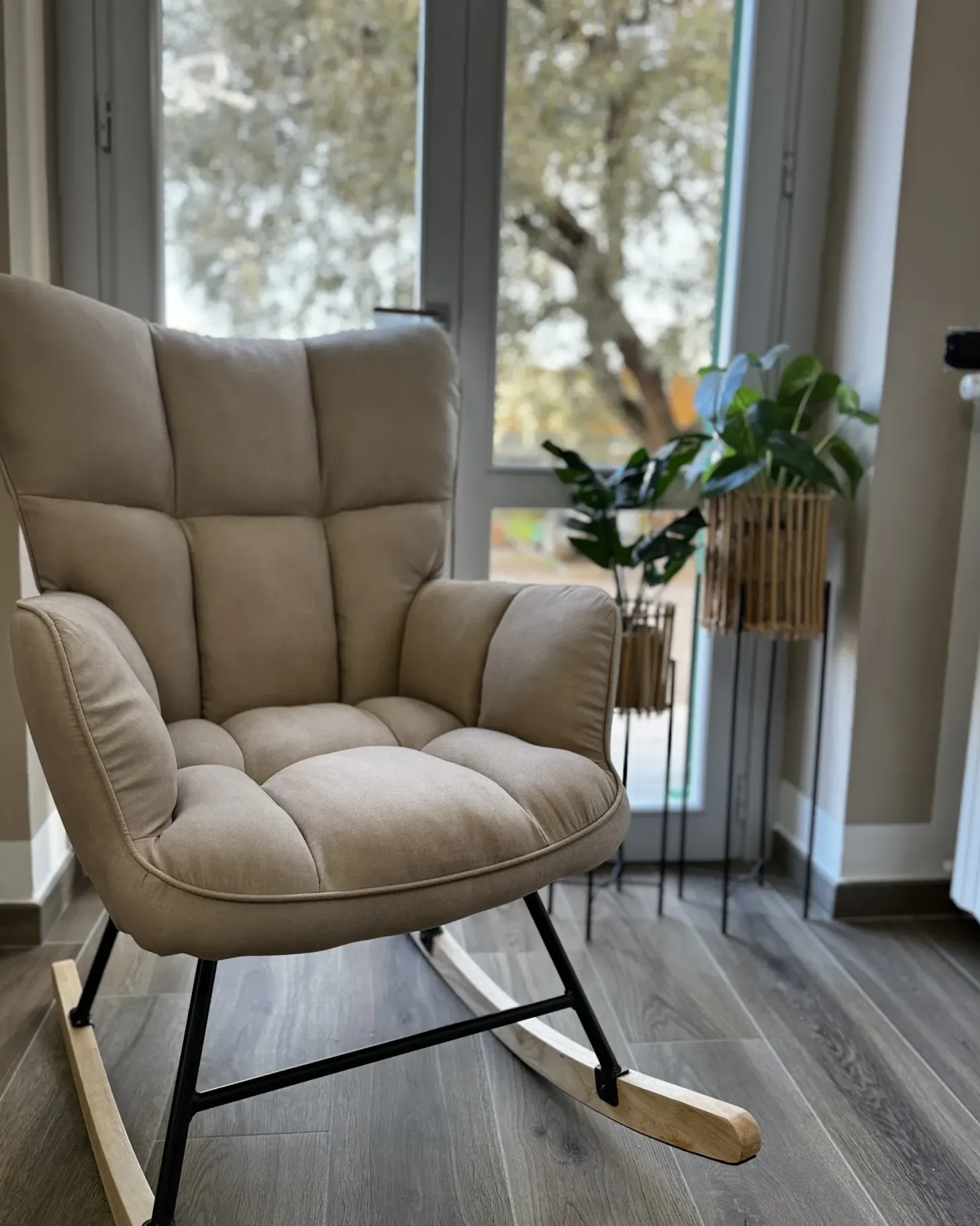 Gyngestol OULU Beige