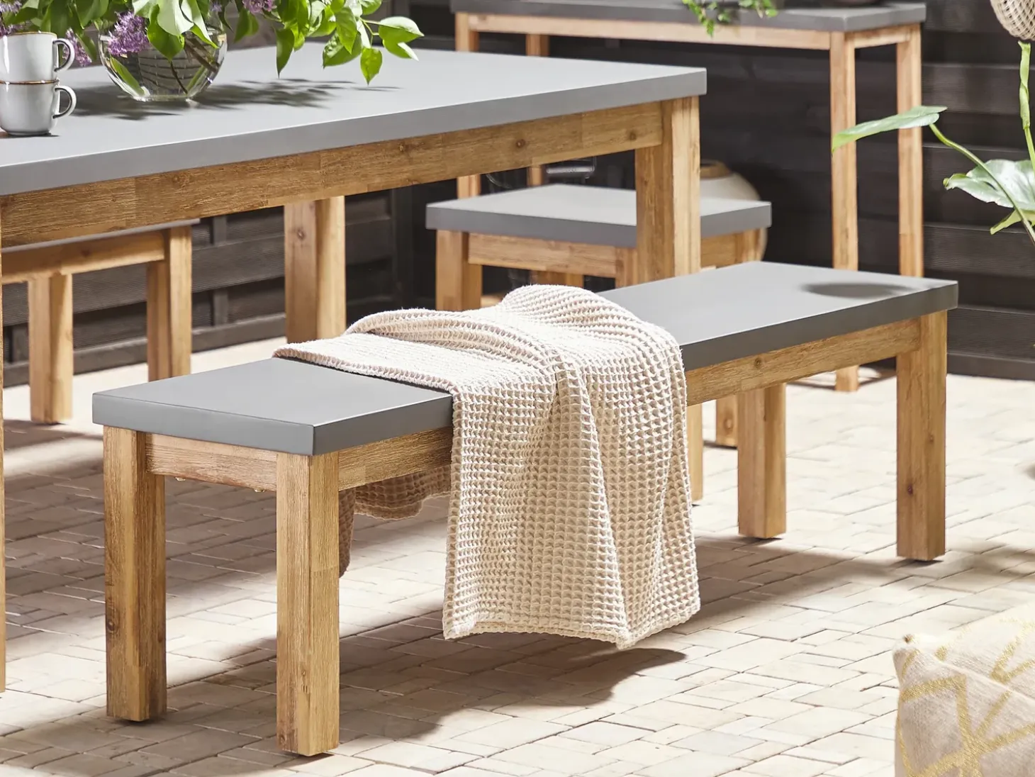 Havebænk OSTUNI 160 cm Beton Grå