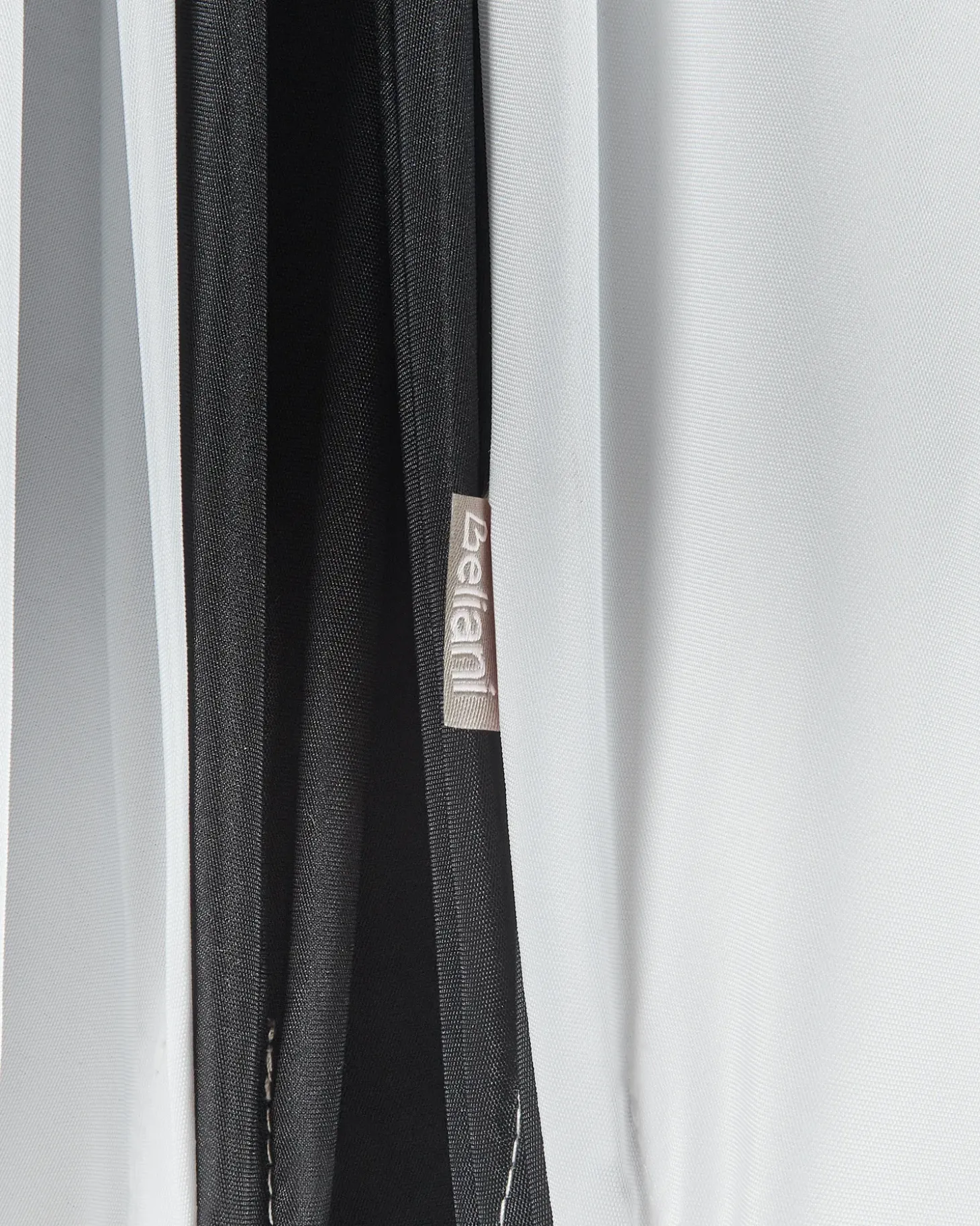 Haveparasol 245 cm MINOA Sort/hvid