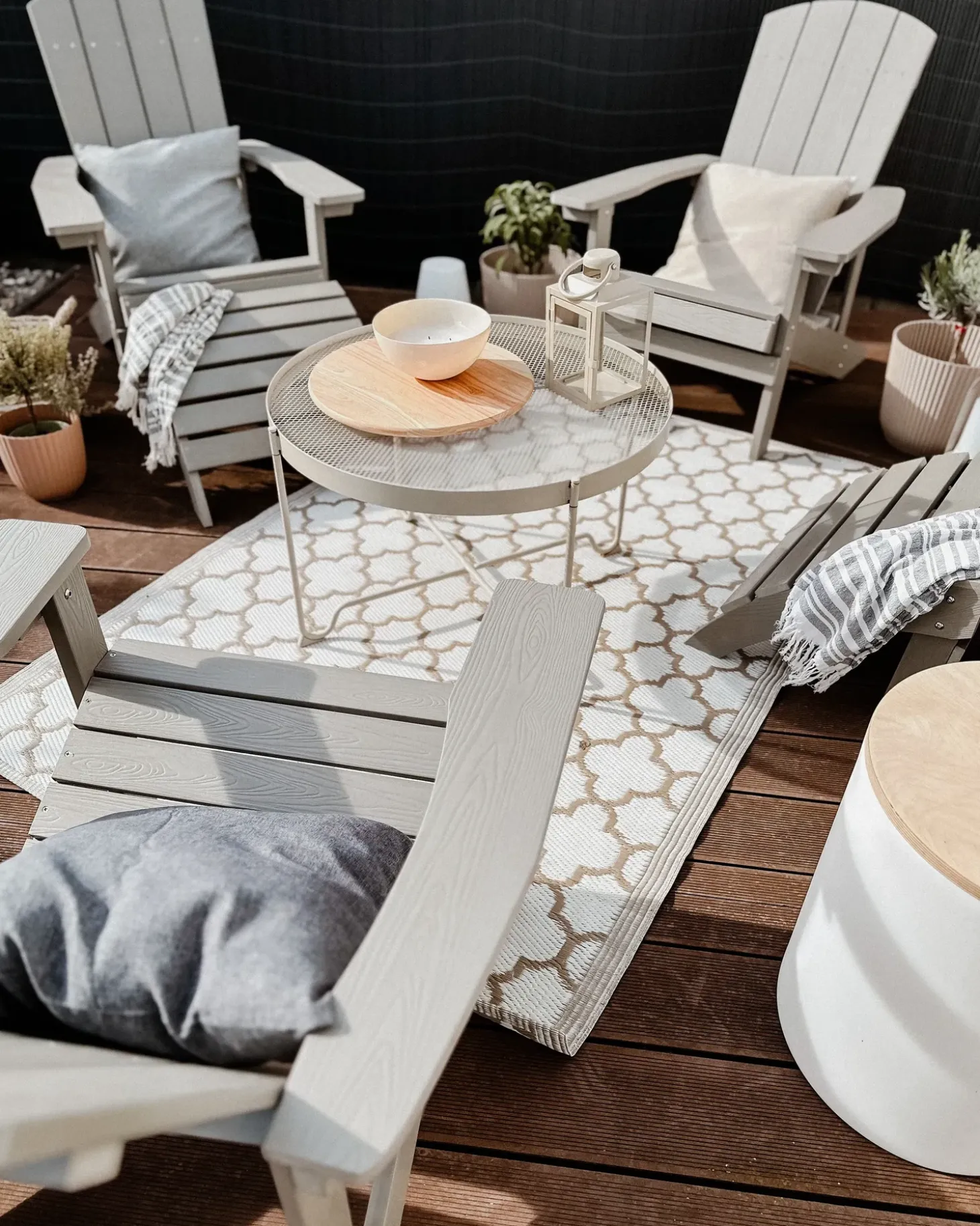 Haveskammel ADIRONDACK Lysegrå