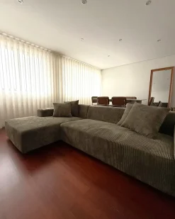 Hjørnesofa 4 personers LUNGO Fløjl Grøn Højrevendt