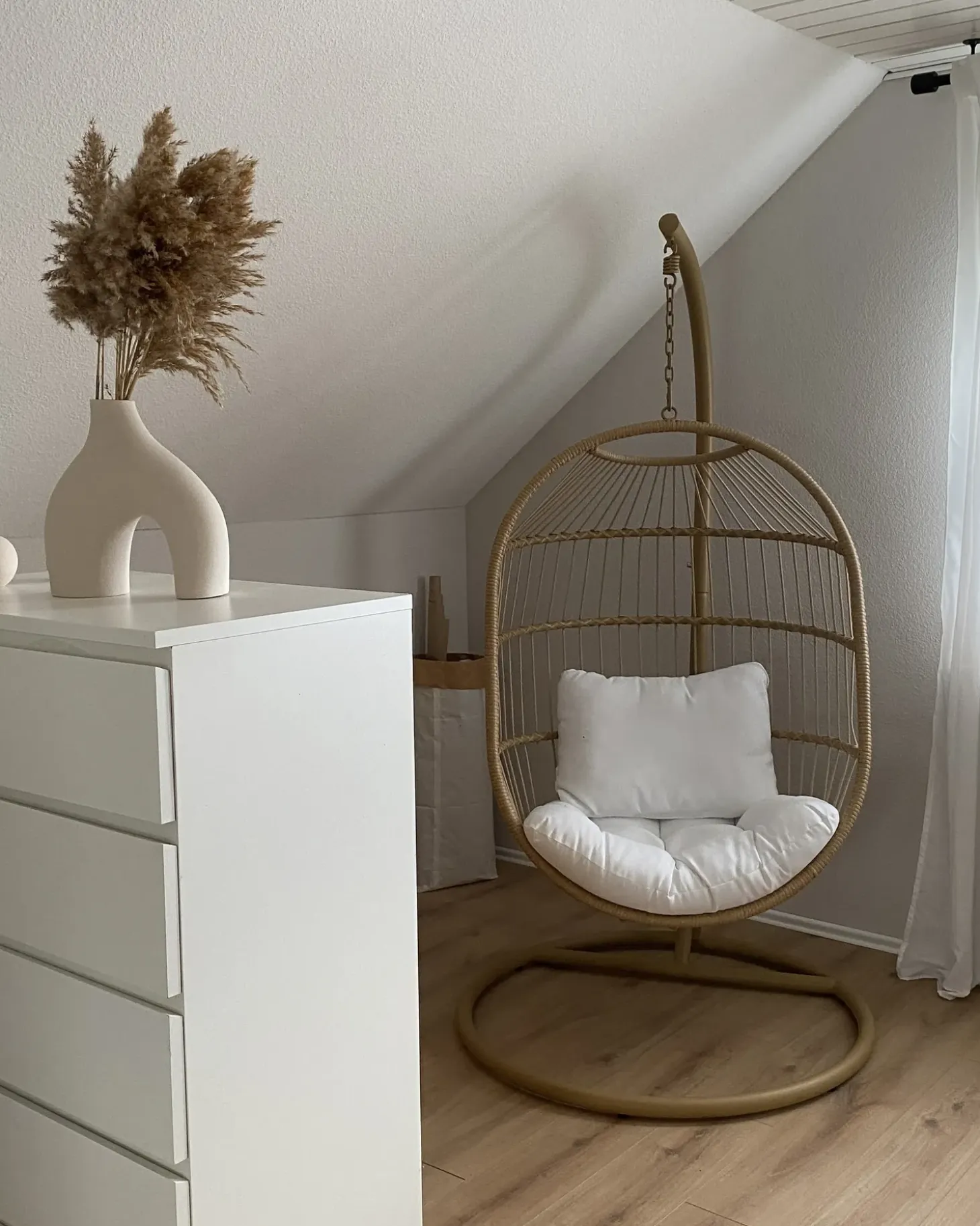 Hængestol med stativ ALBA PE-rattan Naturlig