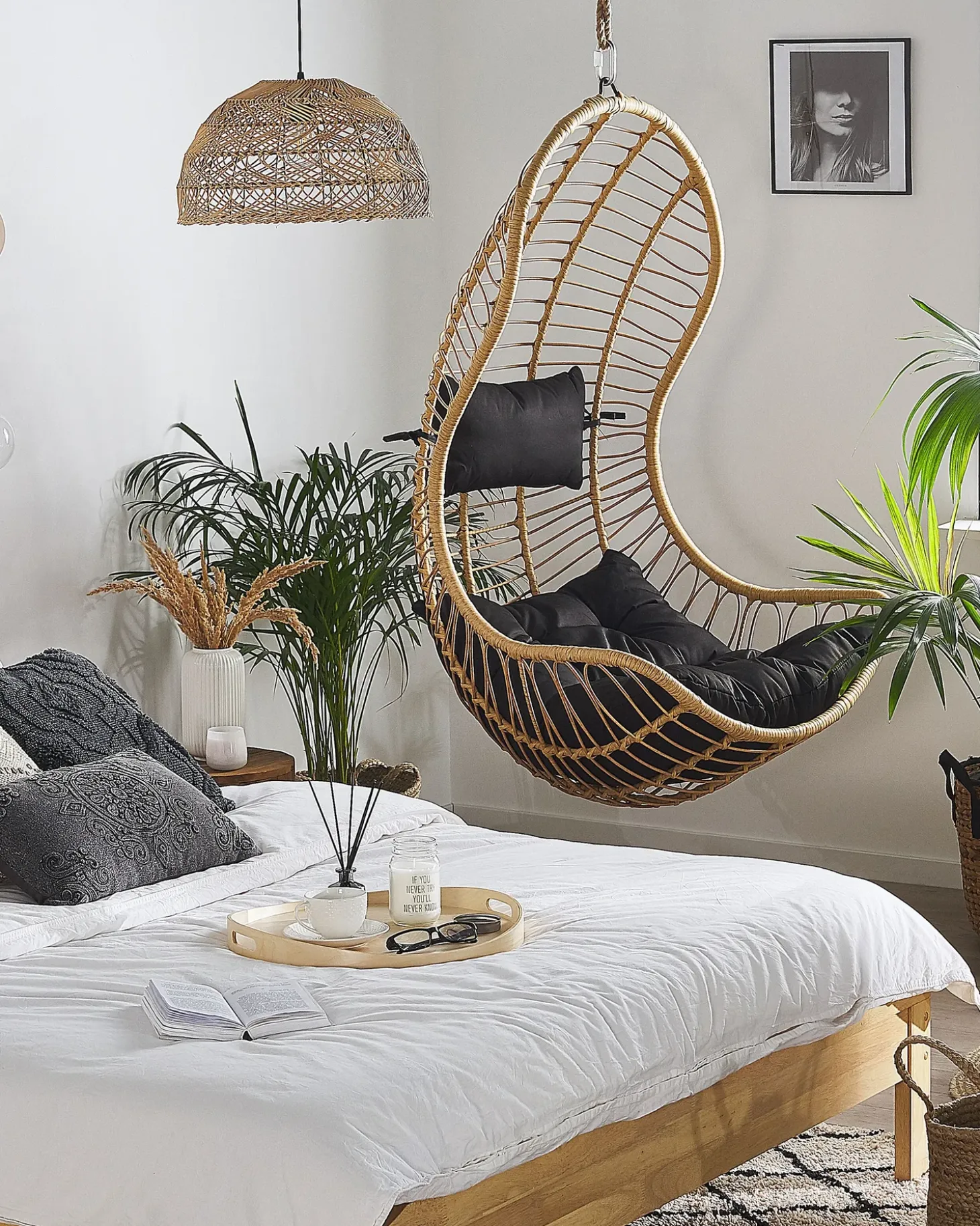 Hængestol PINETO PE-rattan Naturlig