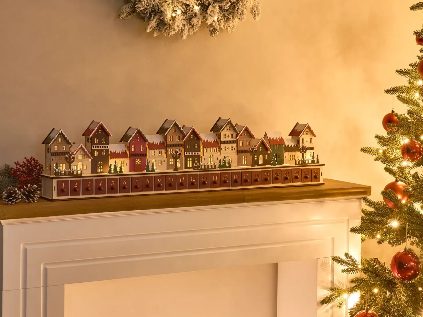 Juledekoration LED ASPERN Adventskalender 18 cm Rød