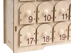 Juledekoration LED HELIN Adventskalender 33 cm Lysebrun