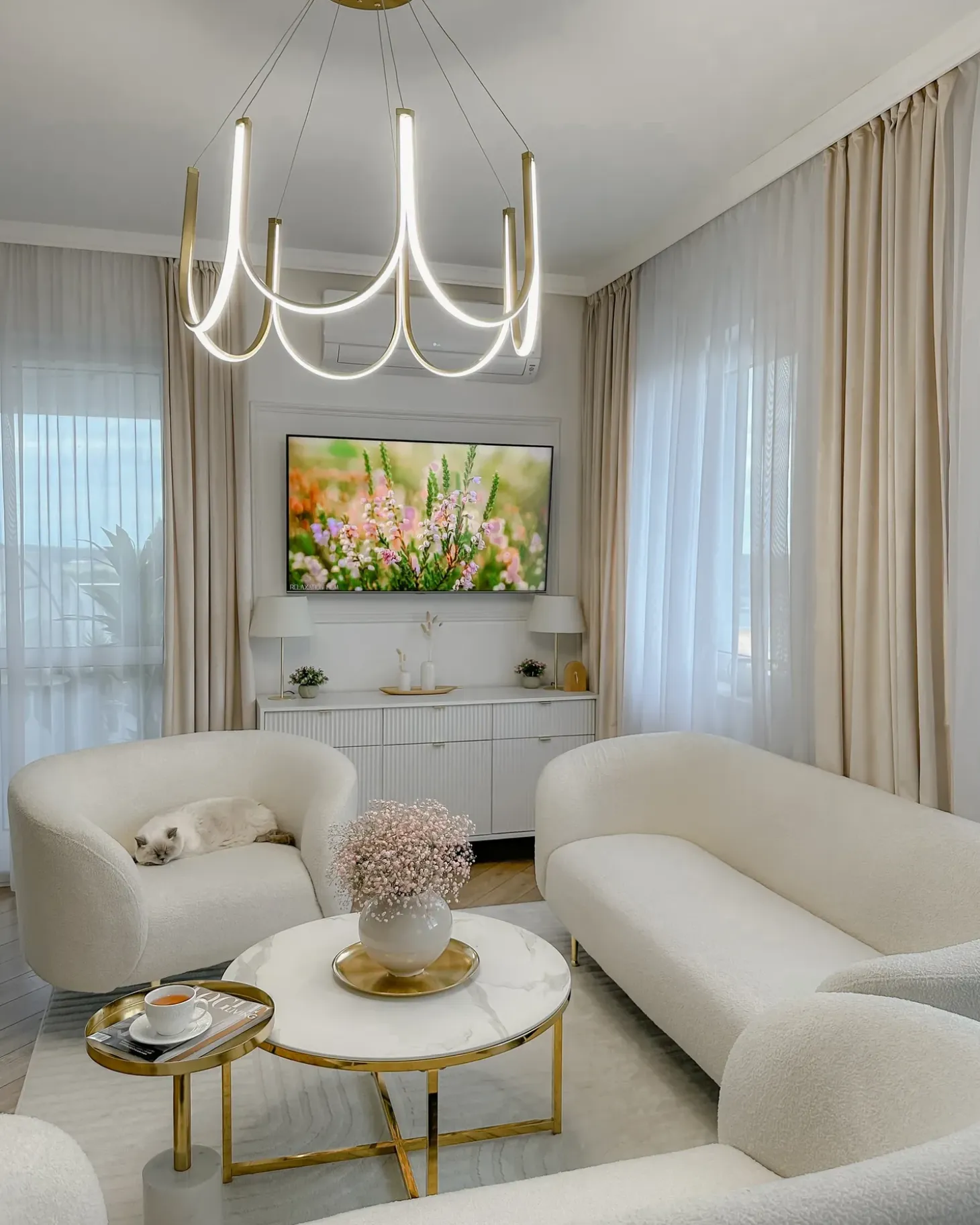 LED lysekrone PERQUENO Metal Guld