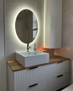 LED-badeværelsesspejl VIRIAT 60 cm 80 cm Sølv
