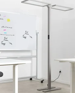 LED-gulvlampe SCULPTOR Med bevægelsessensor Metal Sølv