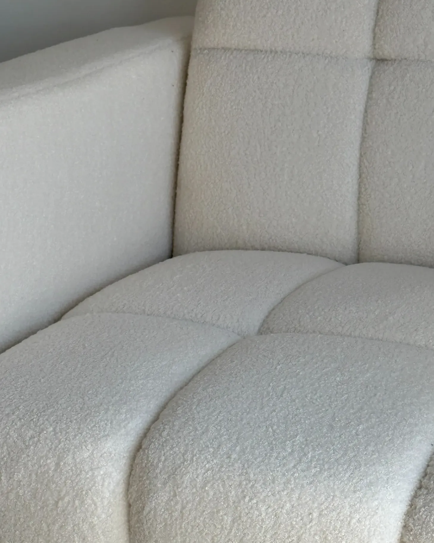 Lænestol ALNES Boucle Hvid