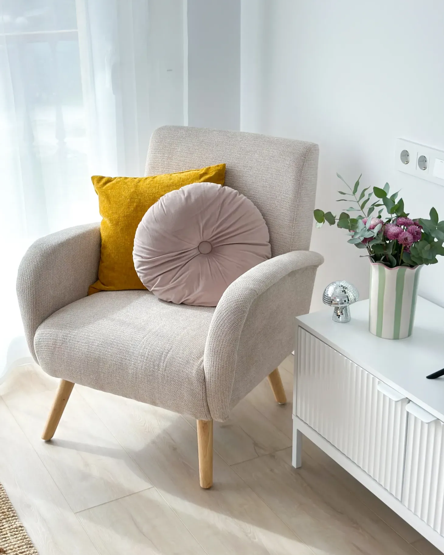 Lænestol PLASSEN Lys Beige
