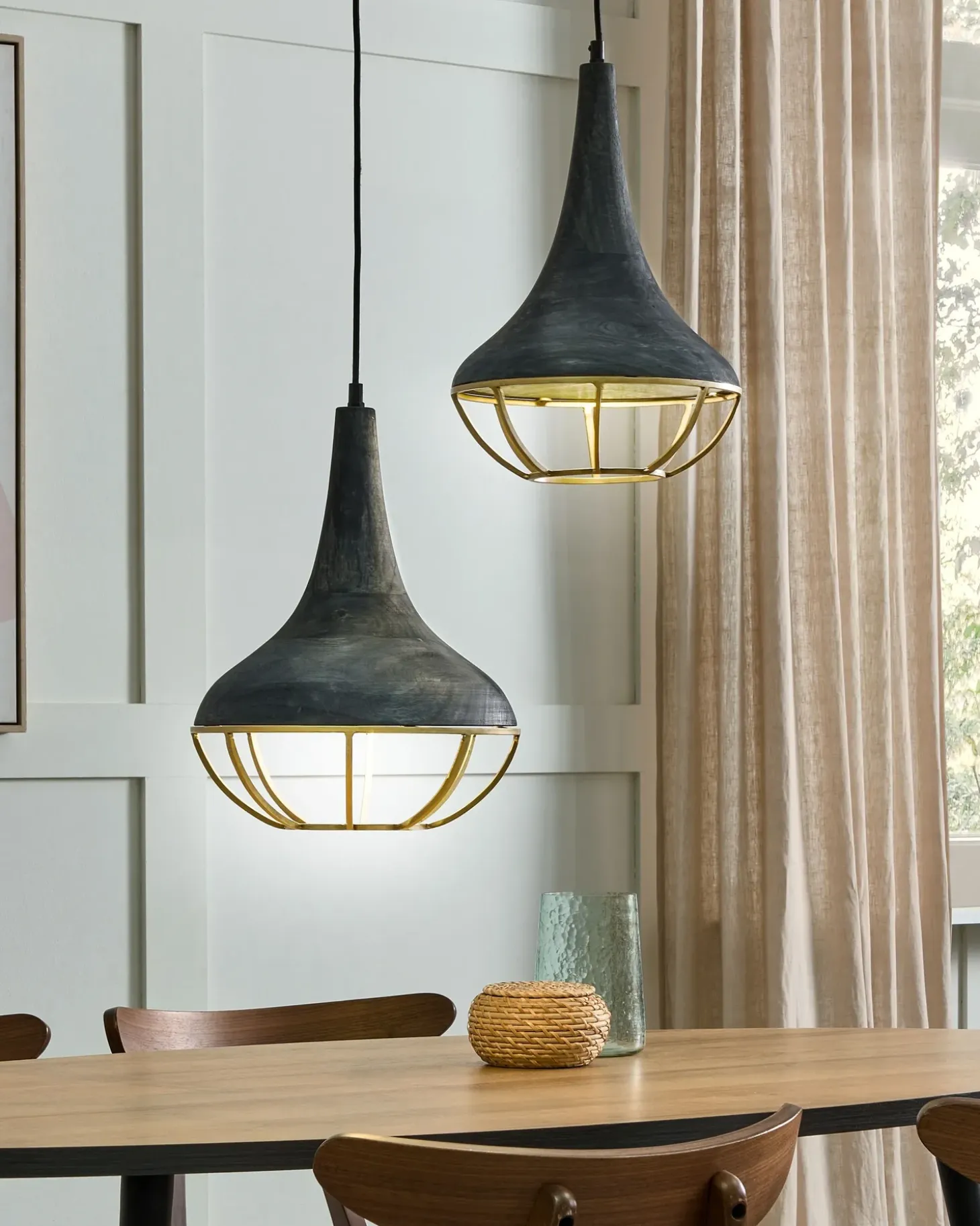 Loftlampe BAGMATI Mangotræ Sort