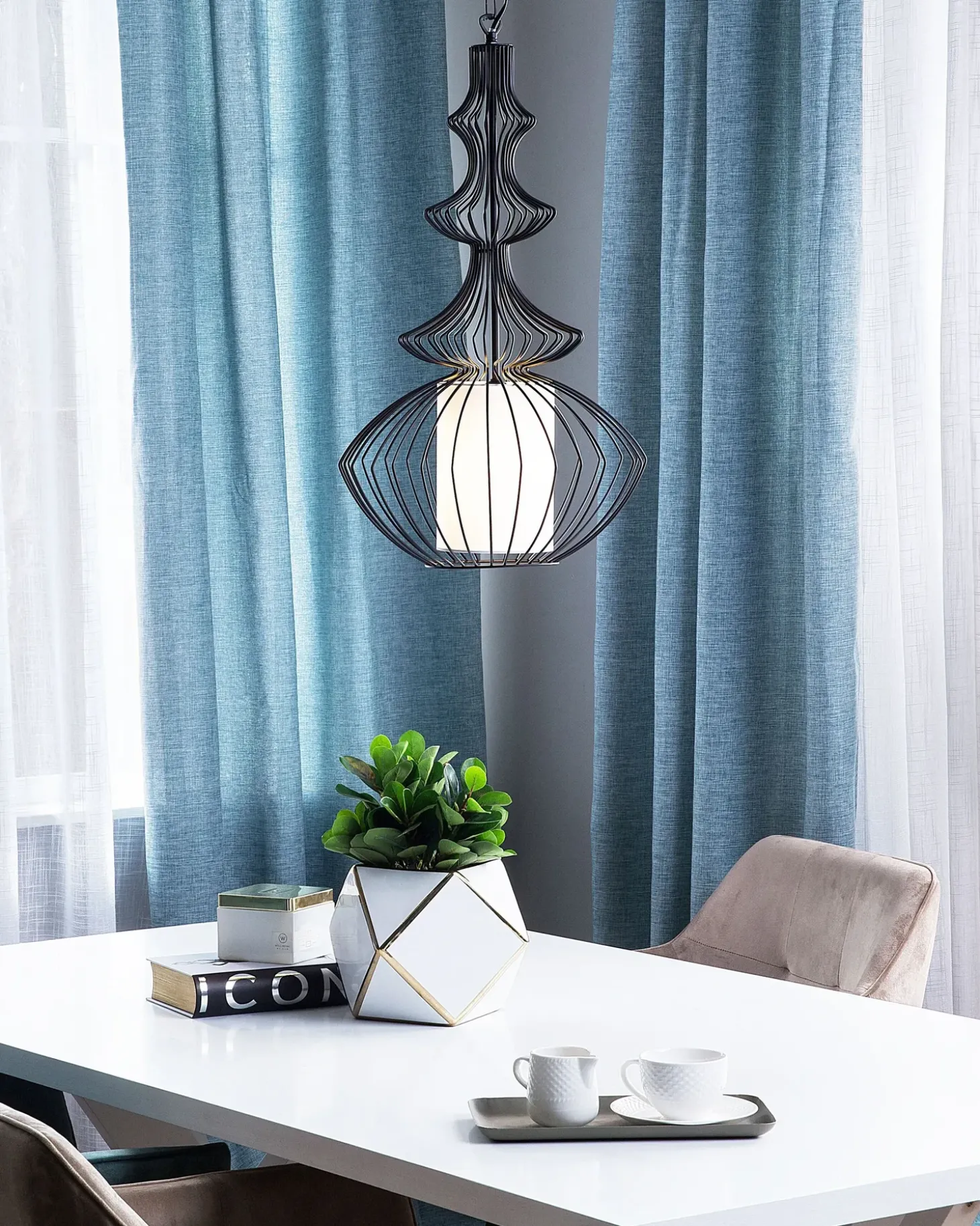 Loftlampe KOLVA Metal Sort