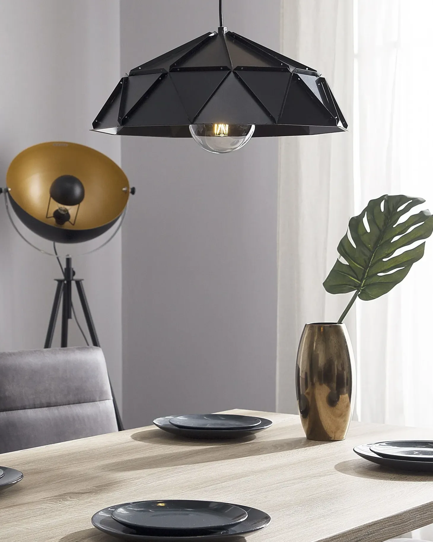 Loftlampe SENIA Metal Sort