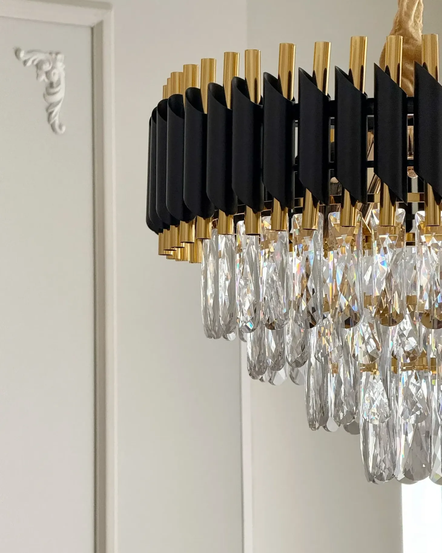 Lysekrone ABELLAS Metal Guld