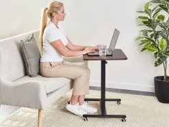 Manuelt justerbart hæve sænkebord til bærbar computer ACADEMIA Mørkebrun 65 cm 48 cm med hjul