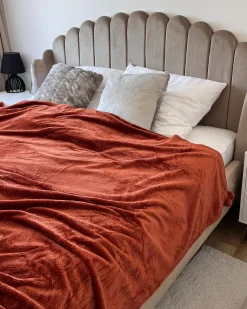 Plaid SAITLER 200 x 220 cm Guldbrun