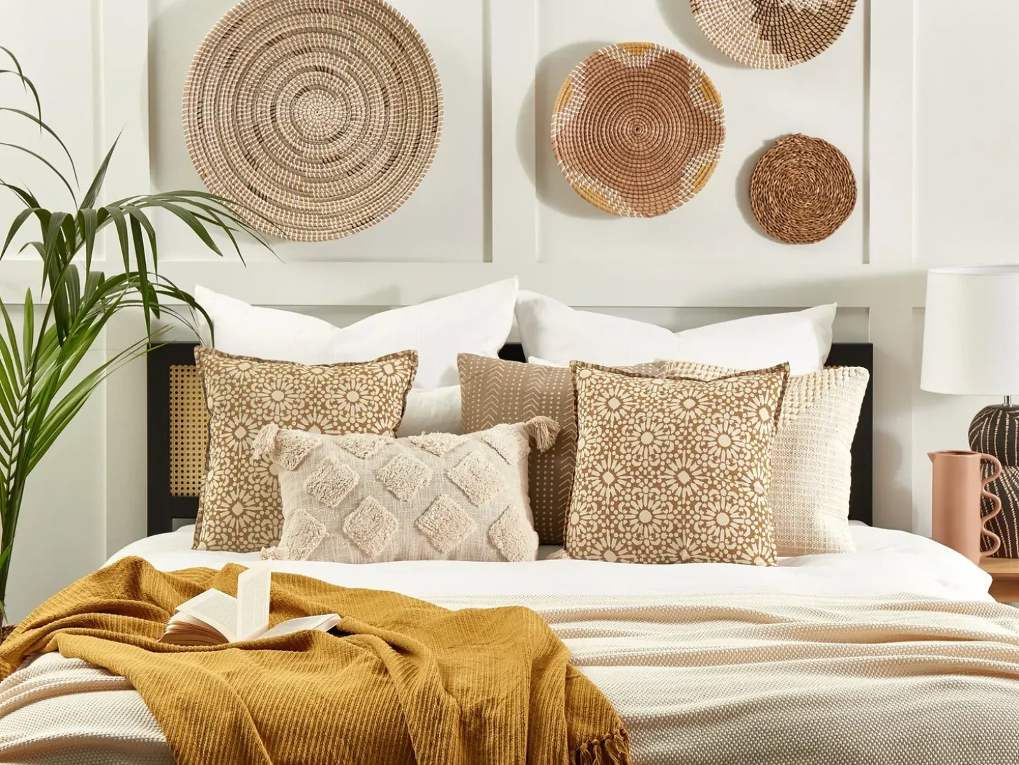 Pyntepude CEIBA Bomuld 45 x 45 cm Beige Geometrisk mønster