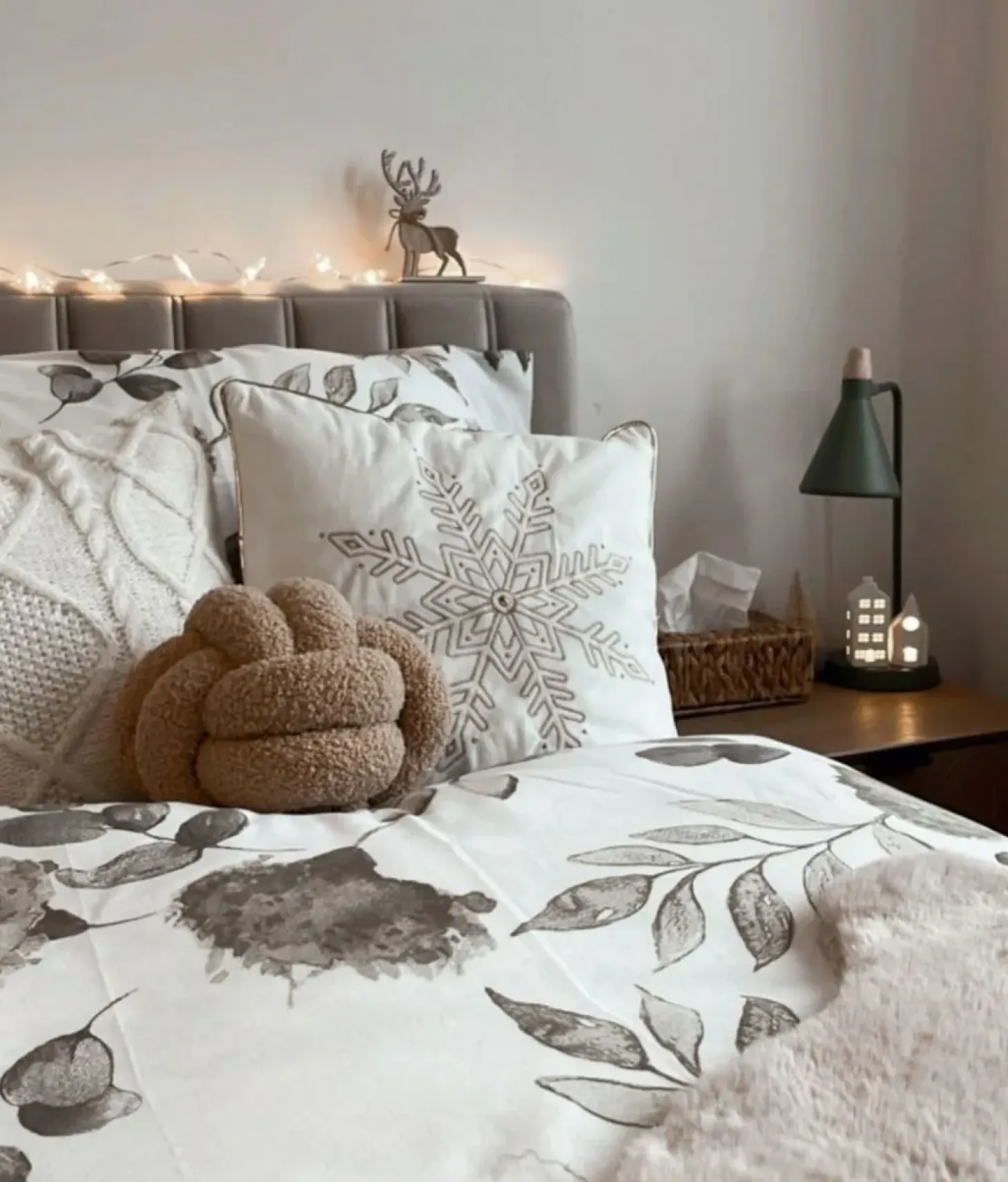 Pyntepude MALNI Boucle 19 x 19 cm Sand Beige Ensfarvet