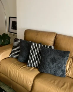Pyntepude PAIKA Bomuld 45 x 45 cm Mørkegrå Ikat