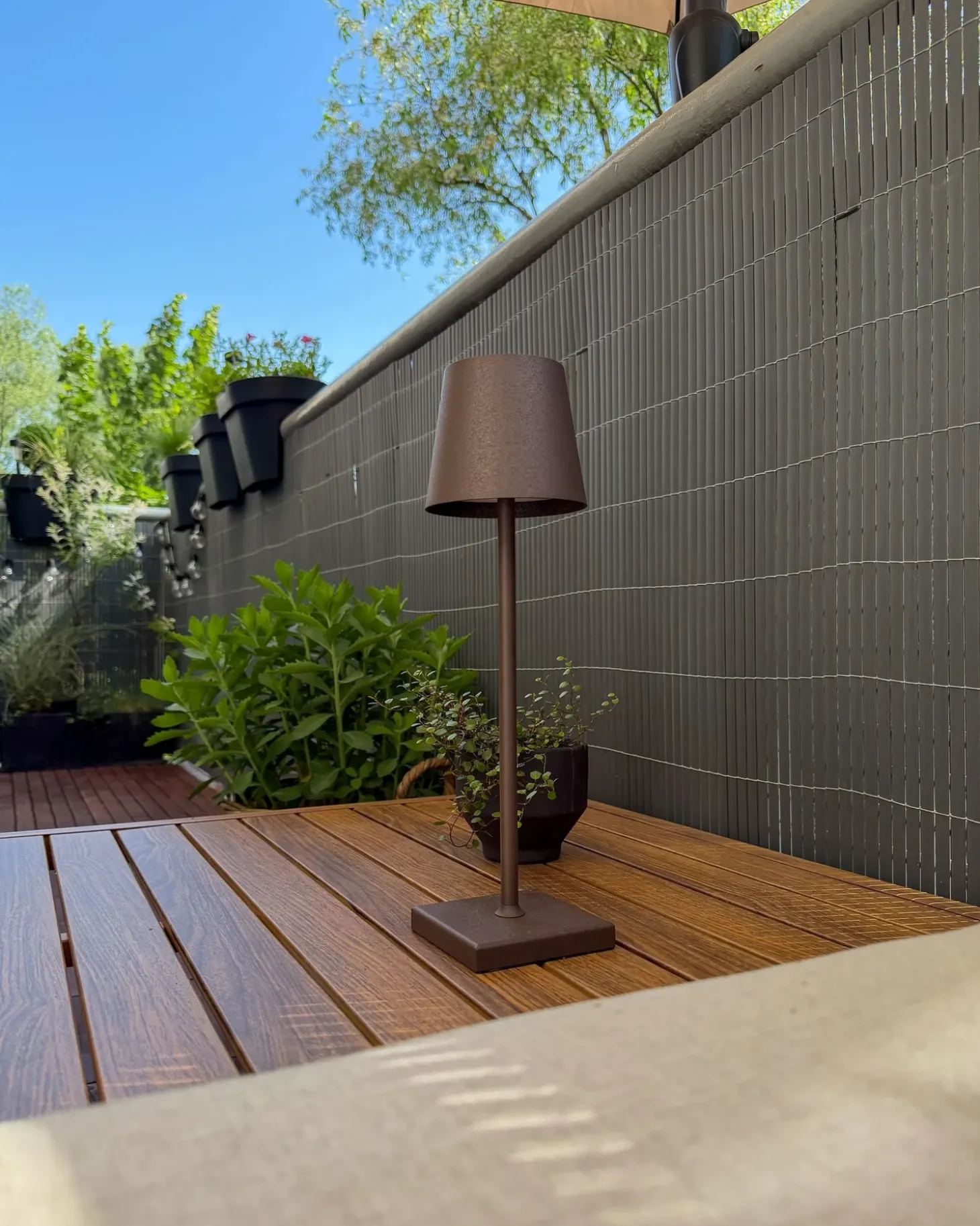 SAMPIERI 2 personers Havesofa med bord Lysebrun Metal