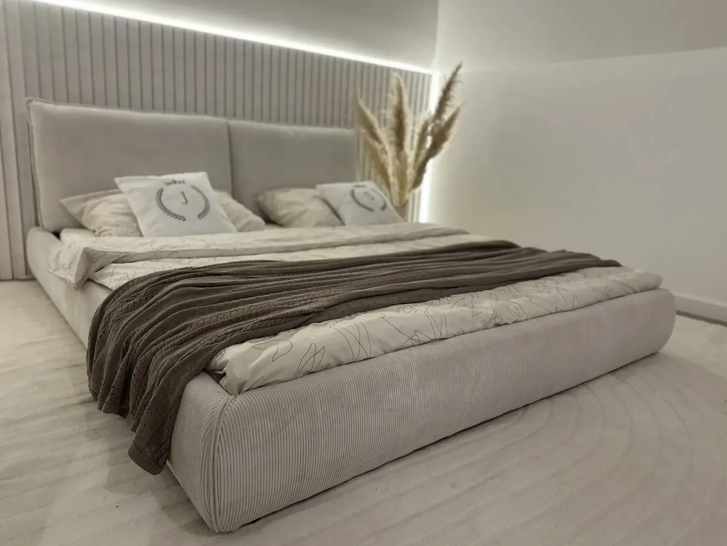 Seng Fløjl VINAY 180 x 200 cm Lys Beige