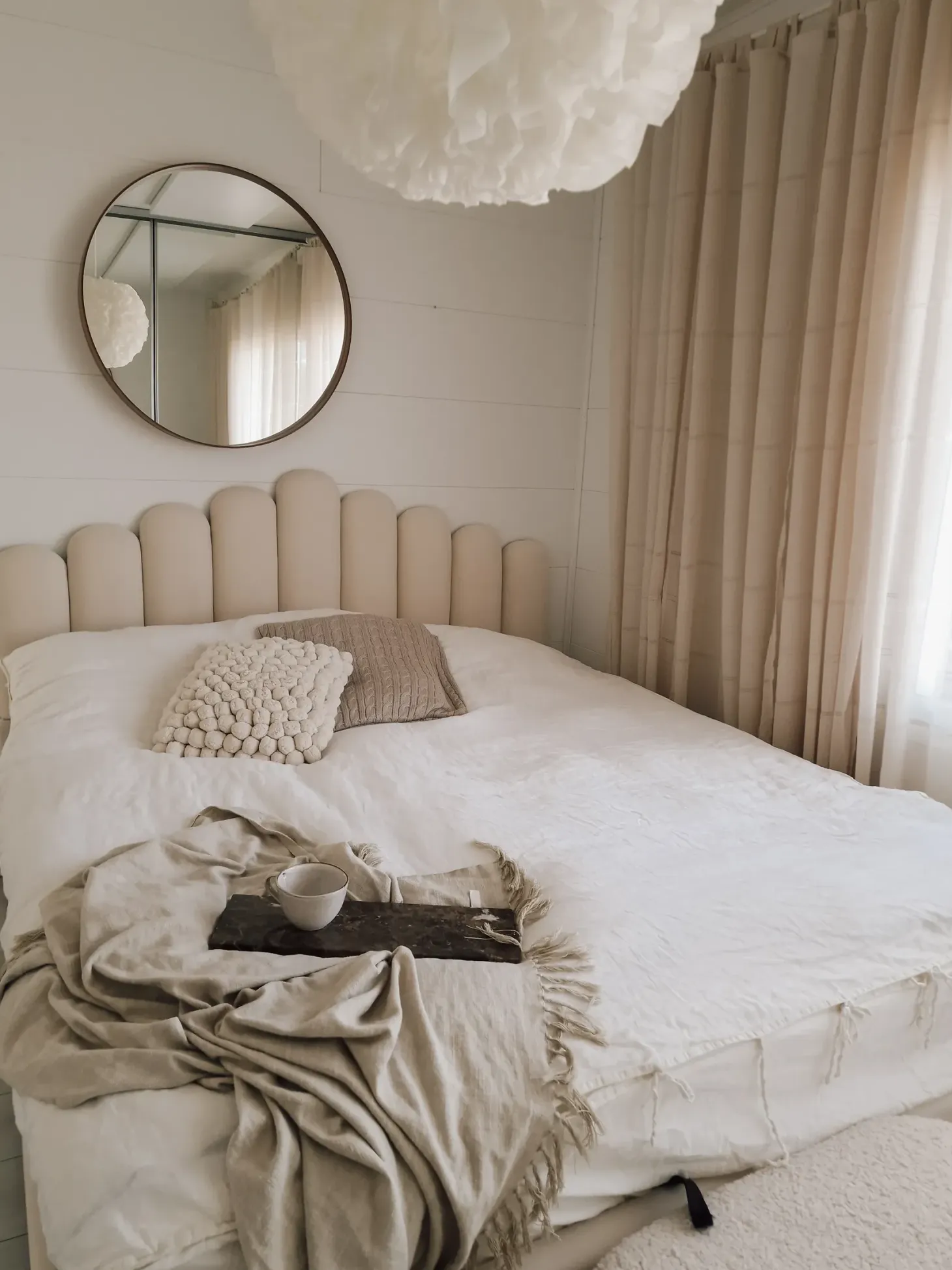 Seng med opbevaring VINCENNES Velour Cremehvid 180 x 200 cm