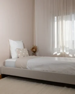 Seng uden hovedgærde ROANNE 90 x 200 cm Lys Beige