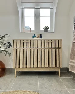 Skænk LYNWOOD Lysebrun