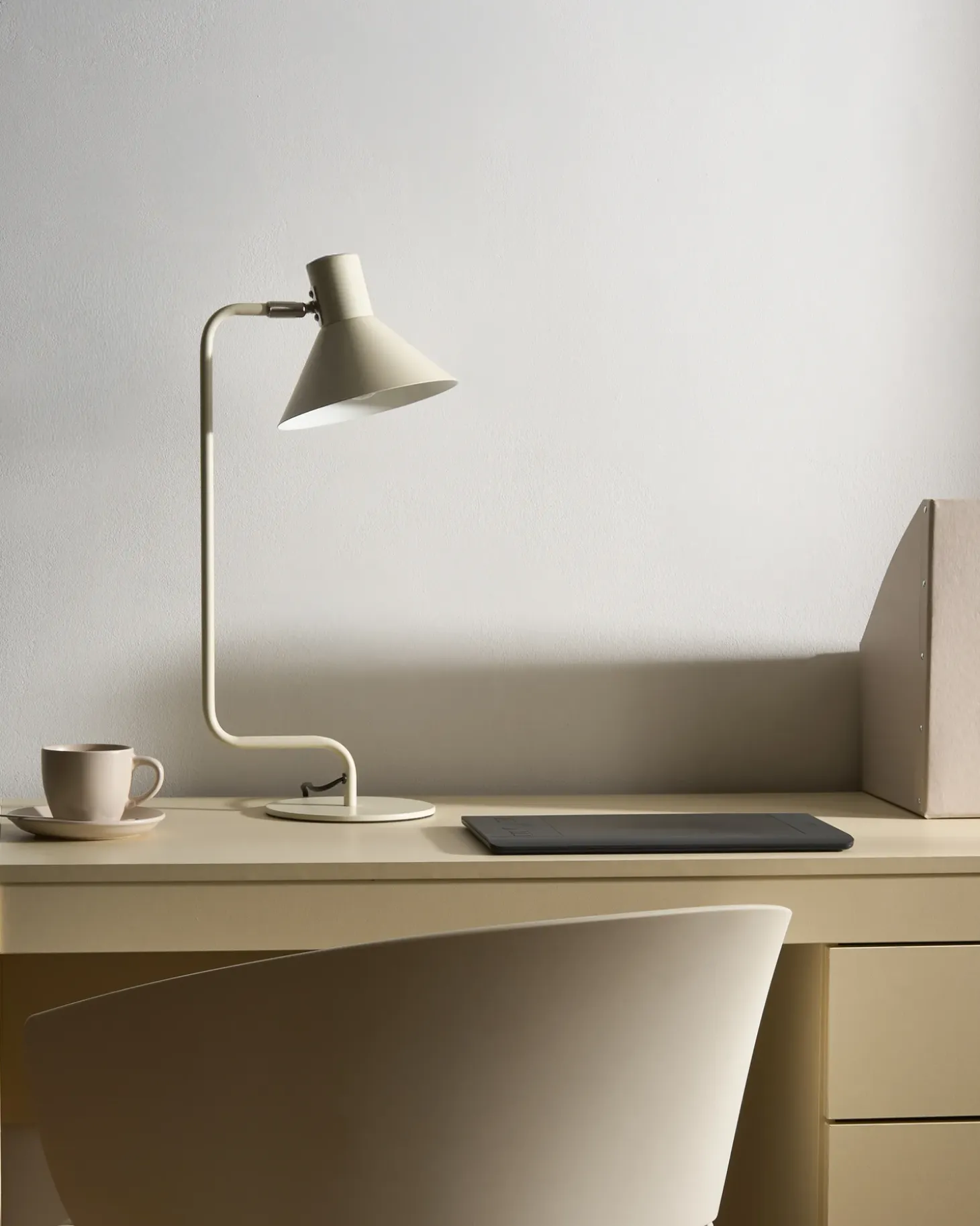 Skrivebordslampe RIMAVA Metal Cremehvid