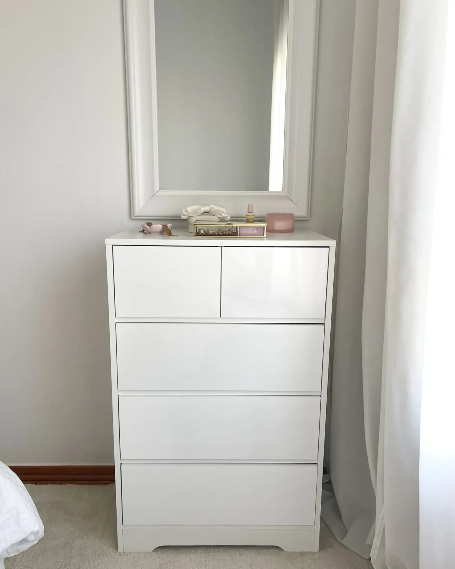 5 skuffers commode ALBERTA Hvid