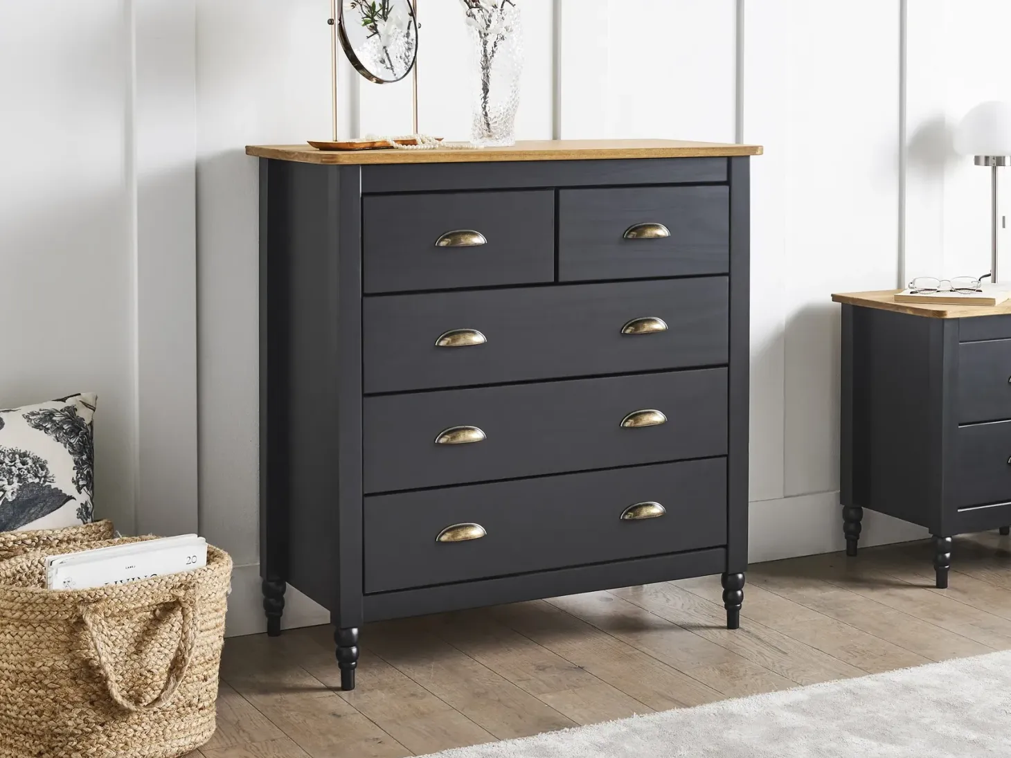 5 skuffers commode SHILLINGTON Fyretræ Sort