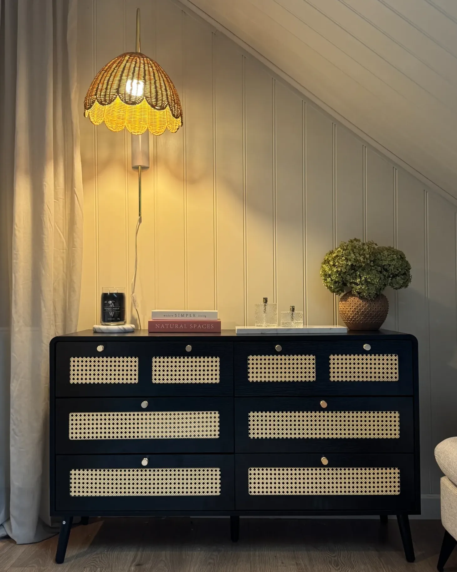 6 skuffers kommode MOURA Sort