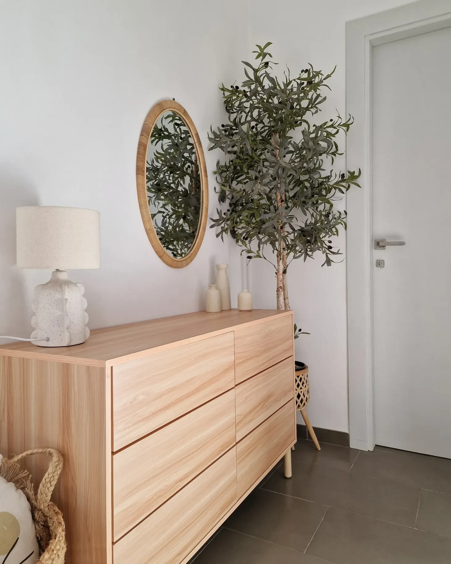 6 skuffers kommode SHARPE Lysebrun