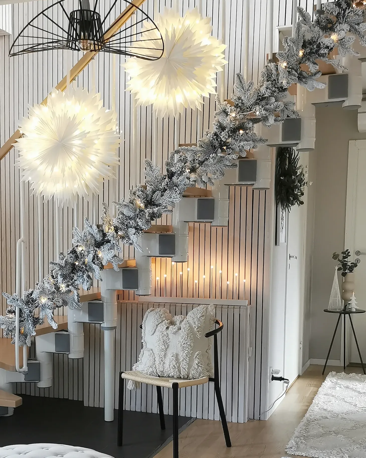Sneklædt juleguirlande LED SUNDO 270 cm Hvid