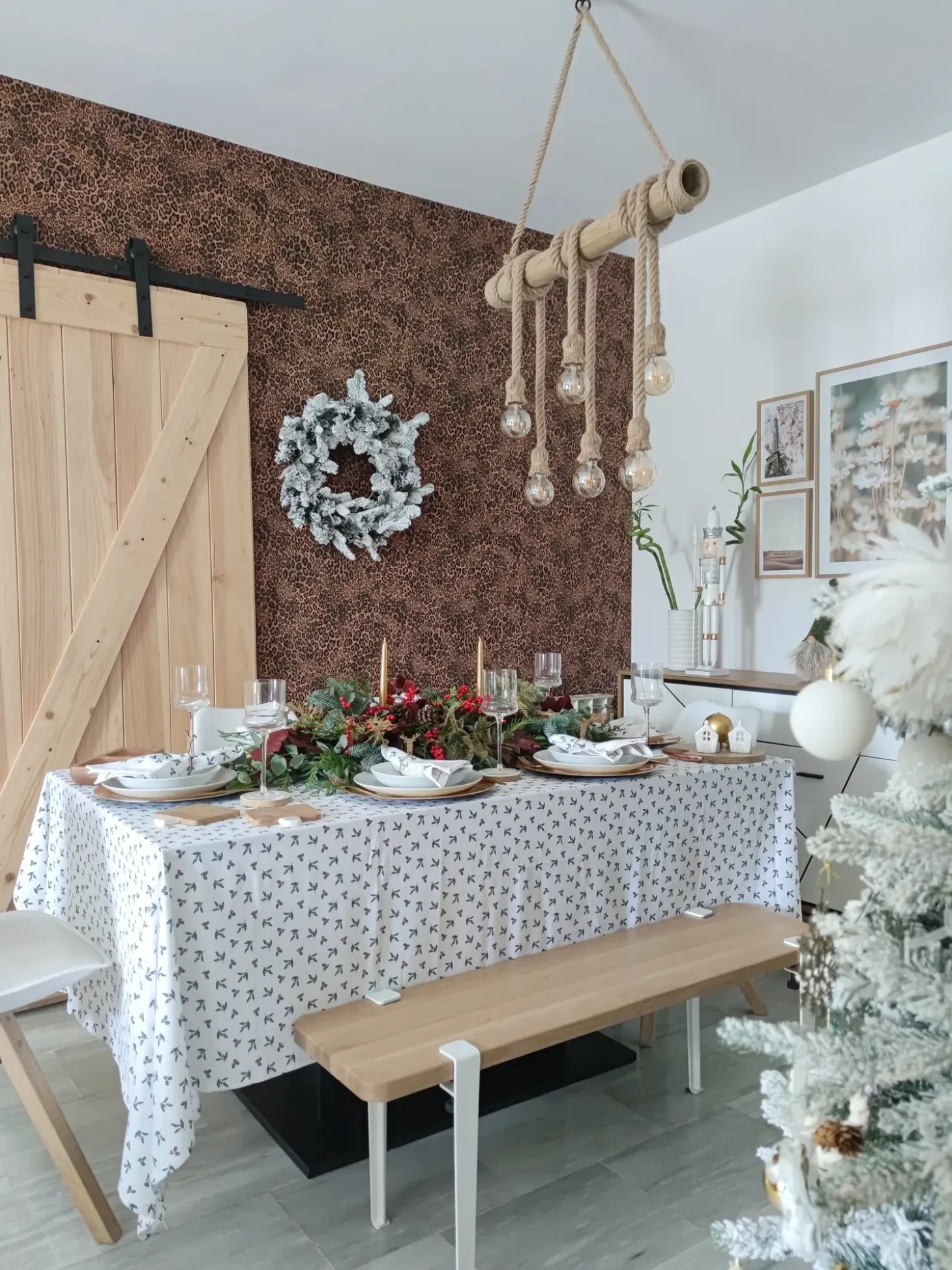 Sneklædt julekrans LED SUNDO Hvid 70 cm