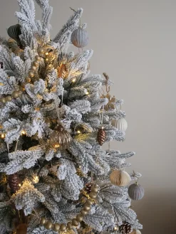 Sneklædt juletræ FORAKER 180 cm Hvid